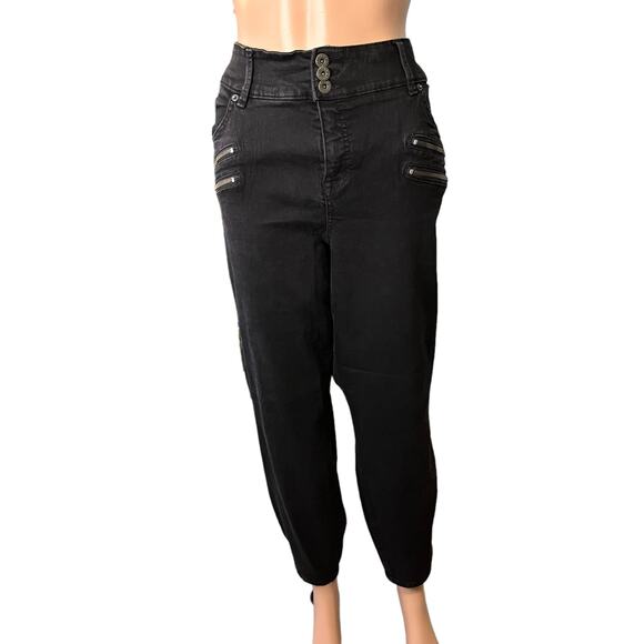 Torrid Moto Biker Style Zippers Premium Stretch High Rise Jeans Plus Size 26R - Picture 1 of 8
